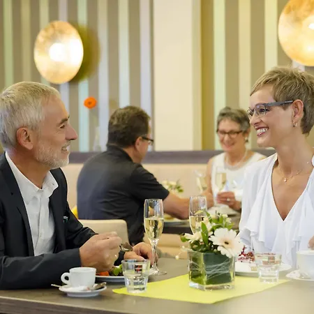 Johannesbad Koenigshof Hotel 4*